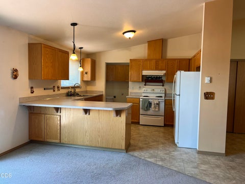 Tiny photo for 411 Meadowview Street, Culver, OR 97734 (MLS # 220227239)