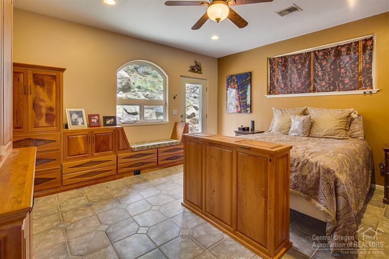 Awbrey Glen - Residential