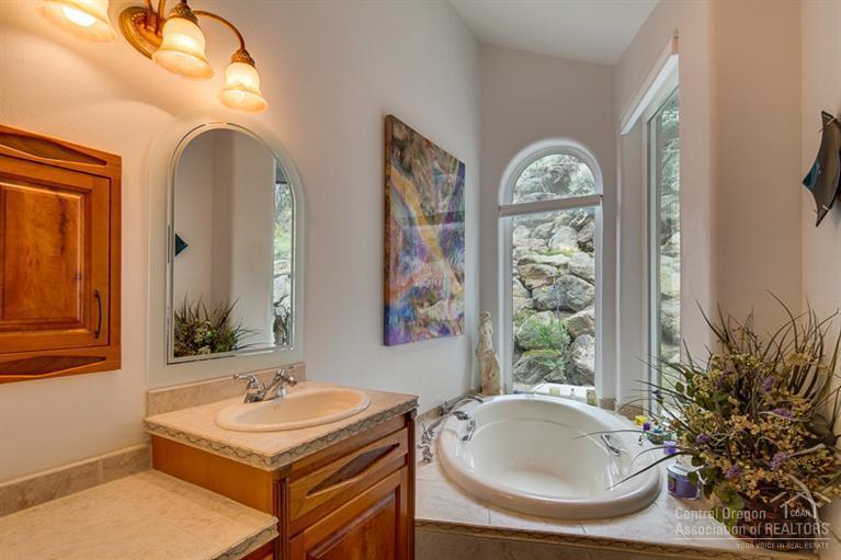 Awbrey Glen - Residential