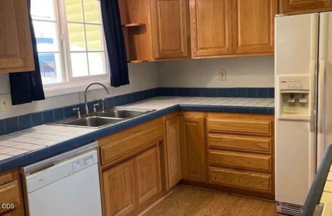 Tiny photo for 4407 N Meadows Court N, Klamath Falls, OR 97603 (MLS # 220223478)