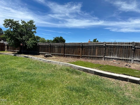 Tiny photo for 4407 N Meadows Court N, Klamath Falls, OR 97603 (MLS # 220223478)