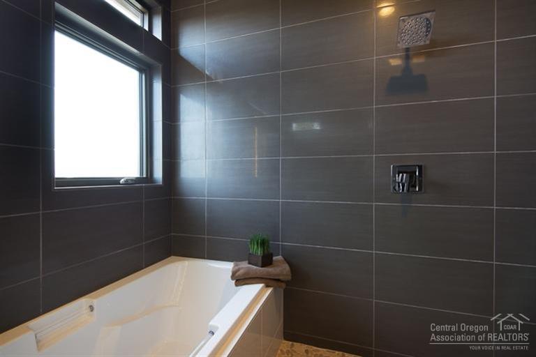 ThreeB - Residential