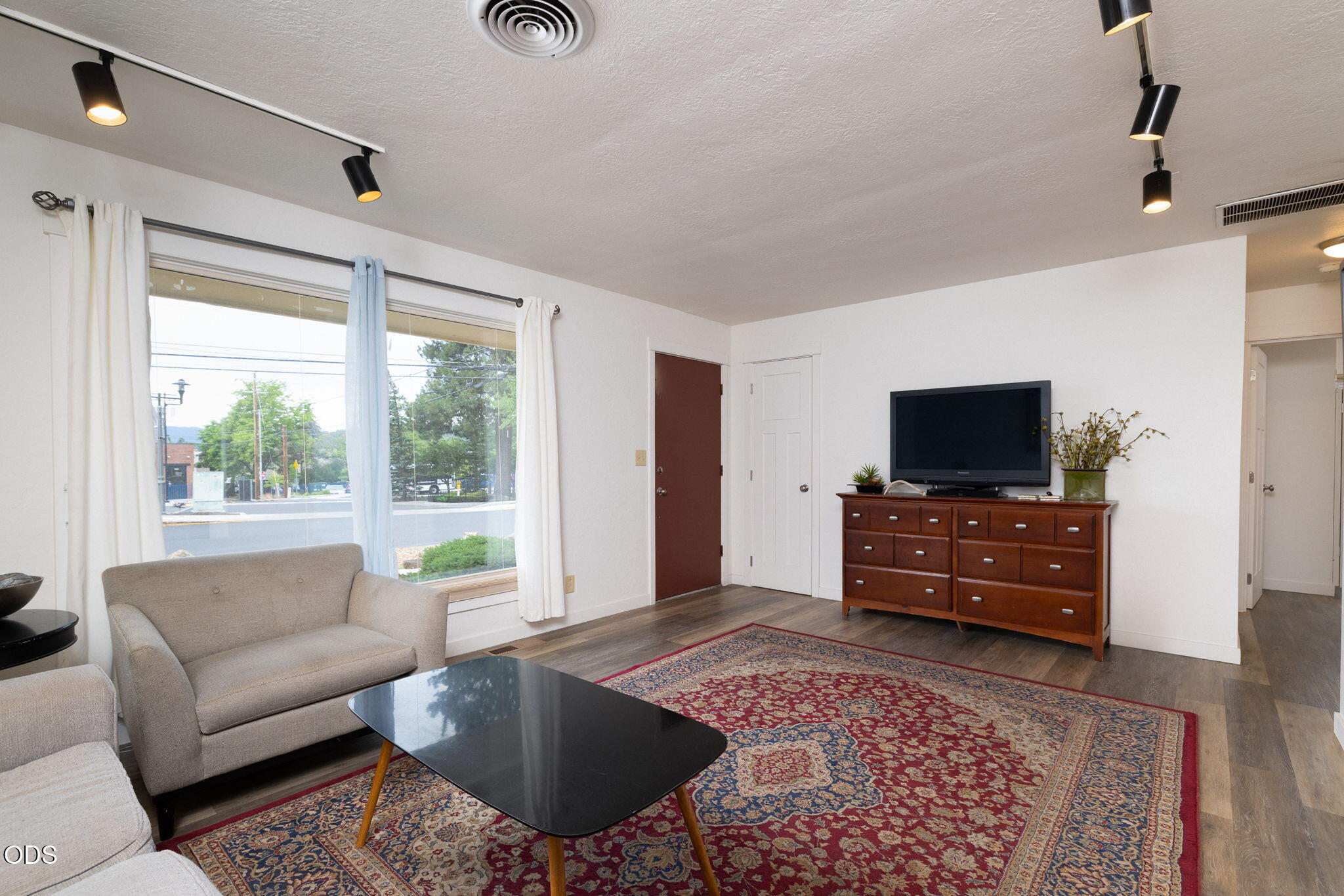820 NE 4th Street