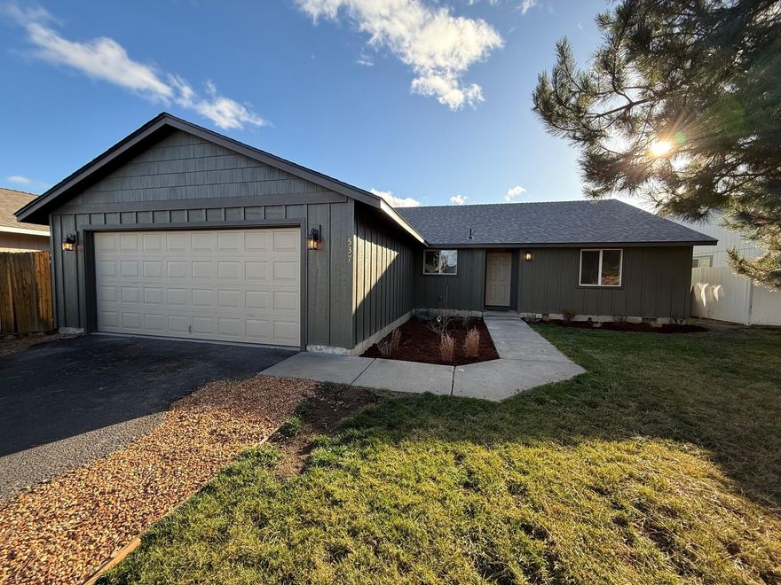 PRICED TO SELL!!! Spacious, fully remodeled home in Madras, Oregon. This large residence has been completely updated throughout the interior, offering modern finishes, refreshed living spaces, and a truly move-in ready home. NEW ROOF(summer of 2025), NEW PAINT interior and exterior, NEW FLOORING, NEW APPLIANCES, ALL NEW COUNTERTOPS, NEW SINKS...this home is a MUST SEE. Open floor plan making this home perfect for entertaining and offering an abundance of natural light.