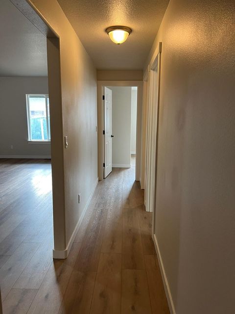 Tiny photo for 537 SE Ponderosa Drive, Madras, OR 97741 (MLS # 220212951)