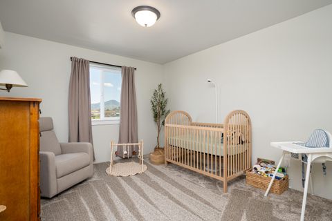 Tiny photo for 1153 Annalise Street, Central Point, OR 97502 (MLS # 220216874)