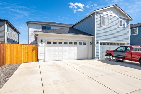 Tiny photo for 1153 Annalise Street, Central Point, OR 97502 (MLS # 220216874)