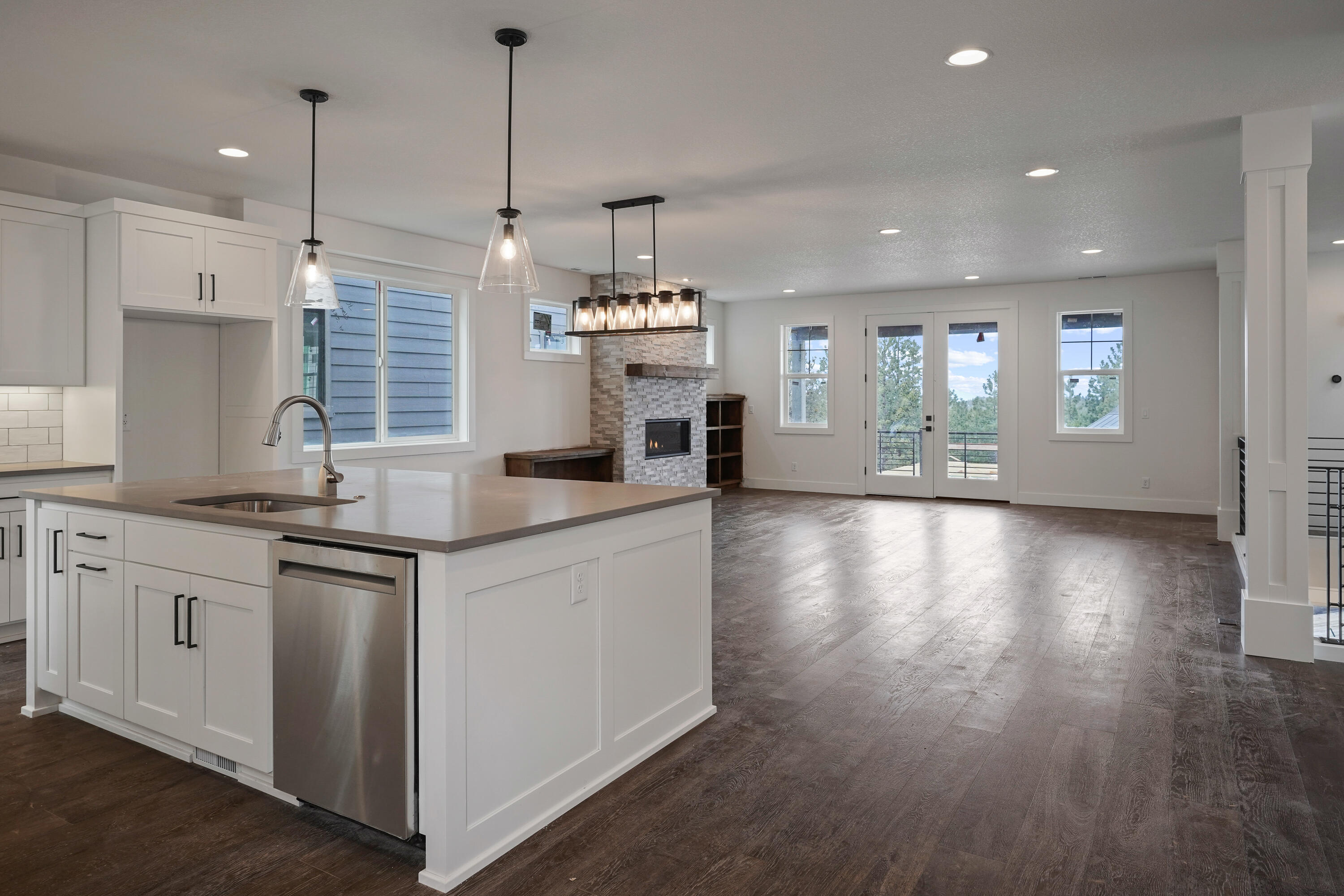 Marken Summit - Residential