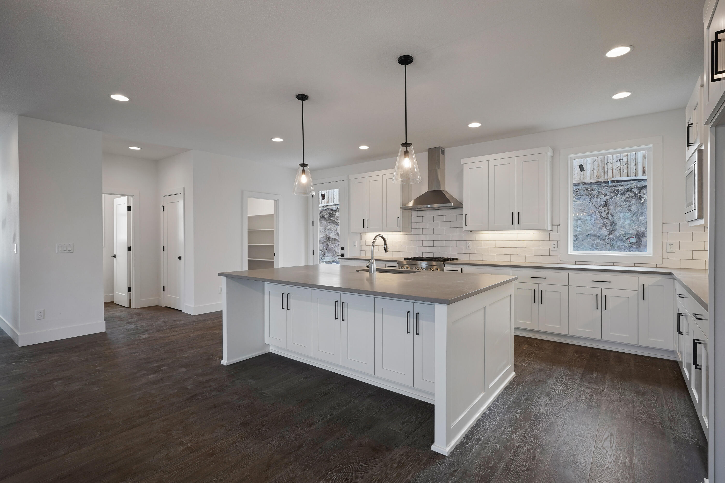 Marken Summit - Residential