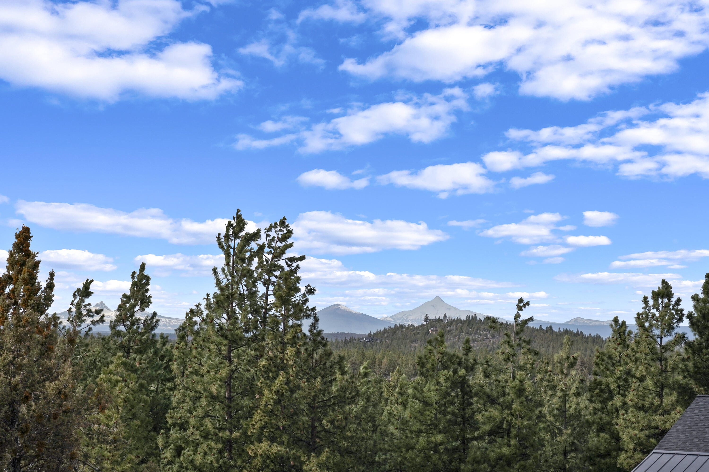 Marken Summit - Residential