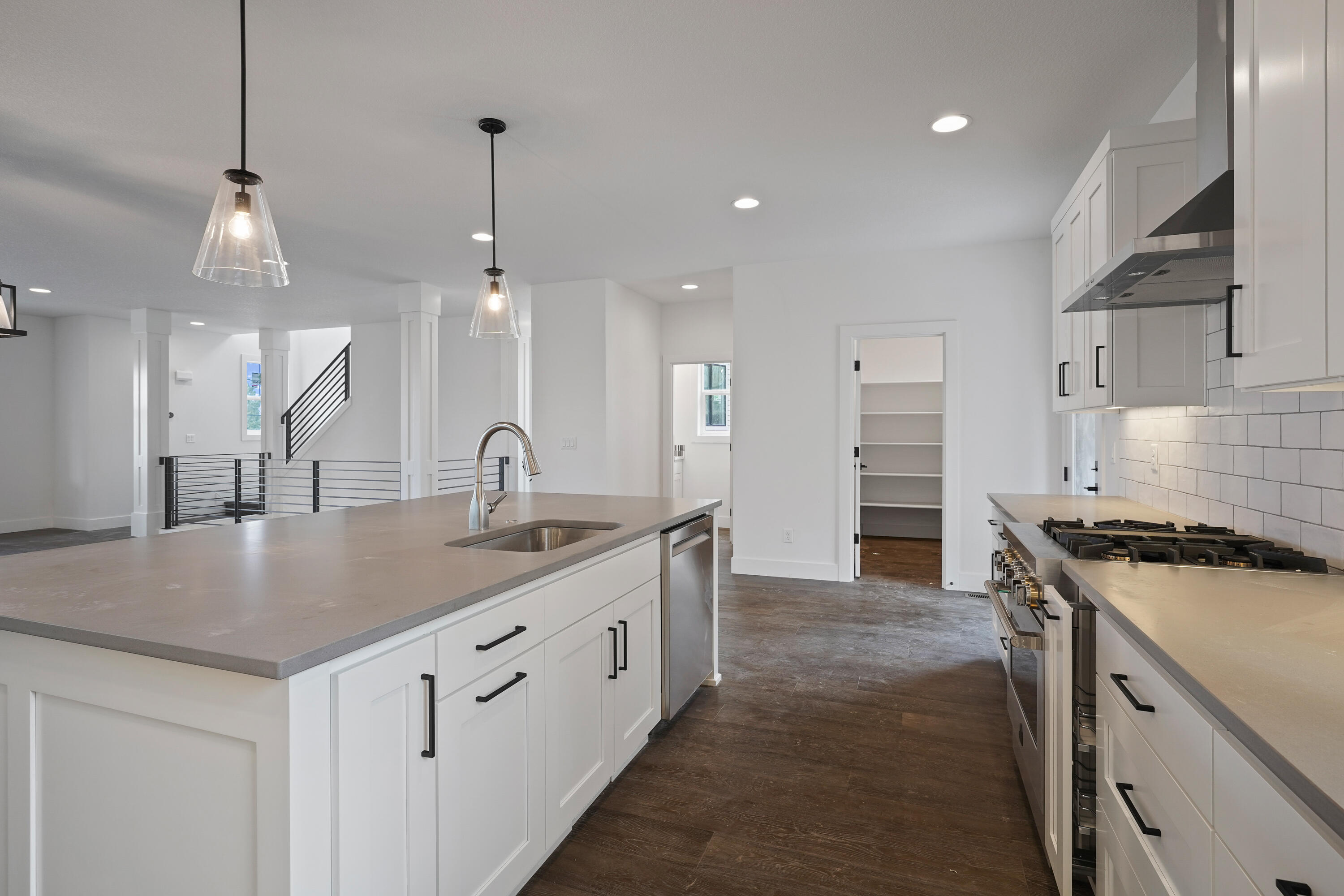 Marken Summit - Residential