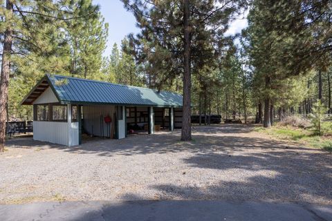 Tiny photo for 15007 Ponderosa Loop, La Pine, OR 97739 (MLS # 220216343)