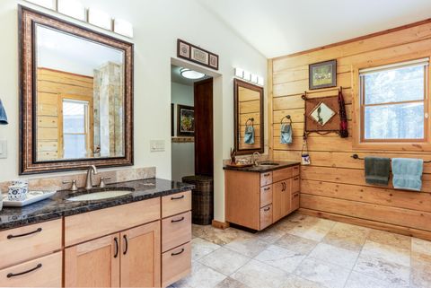 Tiny photo for 15007 Ponderosa Loop, La Pine, OR 97739 (MLS # 220216343)