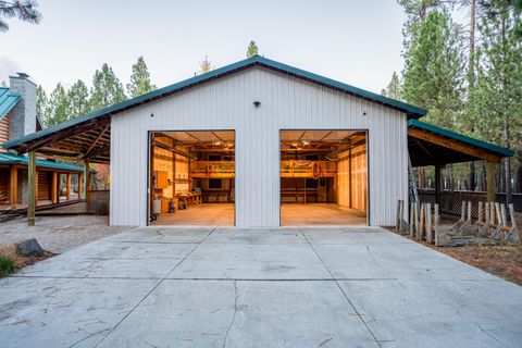 Tiny photo for 15007 Ponderosa Loop, La Pine, OR 97739 (MLS # 220216343)