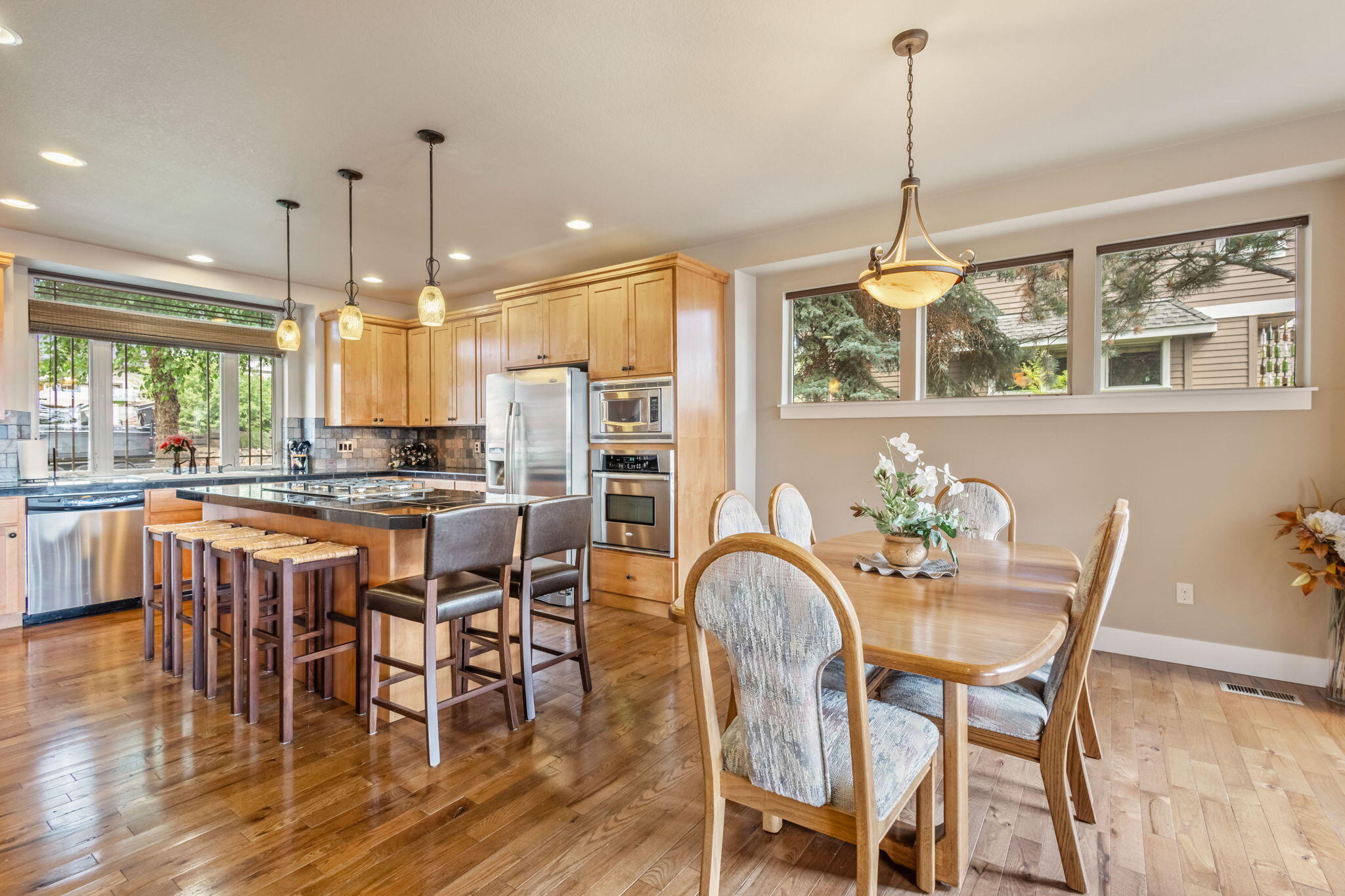 Kian Canyon - Residential