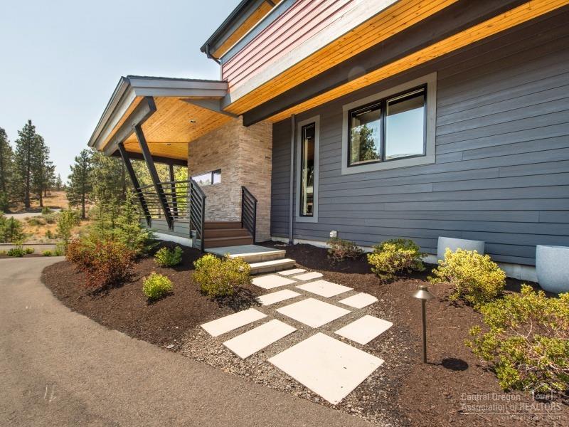 Skyliner Summit - Residential