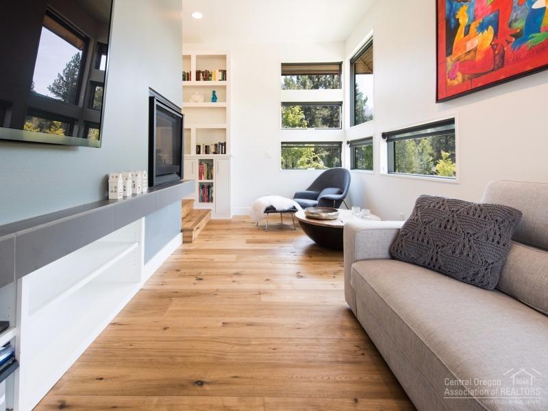 Skyliner Summit - Residential