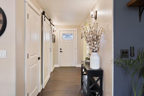 Tiny photo for 20017 Voltera Place, Bend, OR 97702 (MLS # 220214304)