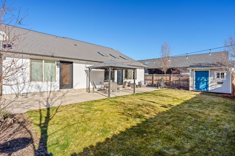 Tiny photo for 20017 Voltera Place, Bend, OR 97702 (MLS # 220214304)