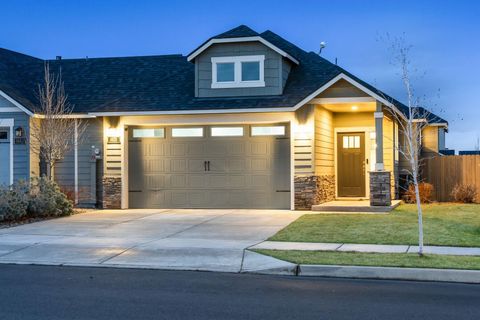 1631 NW Upas Place Redmond OR 97756