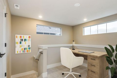 Tiny photo for 20894 SE Denver Drive, Bend, OR 97702 (MLS # 220215413)