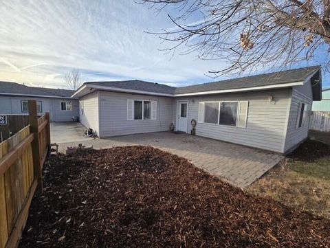 Tiny photo for 2310 W Antler Avenue, Redmond, OR 97756 (MLS # 220212879)