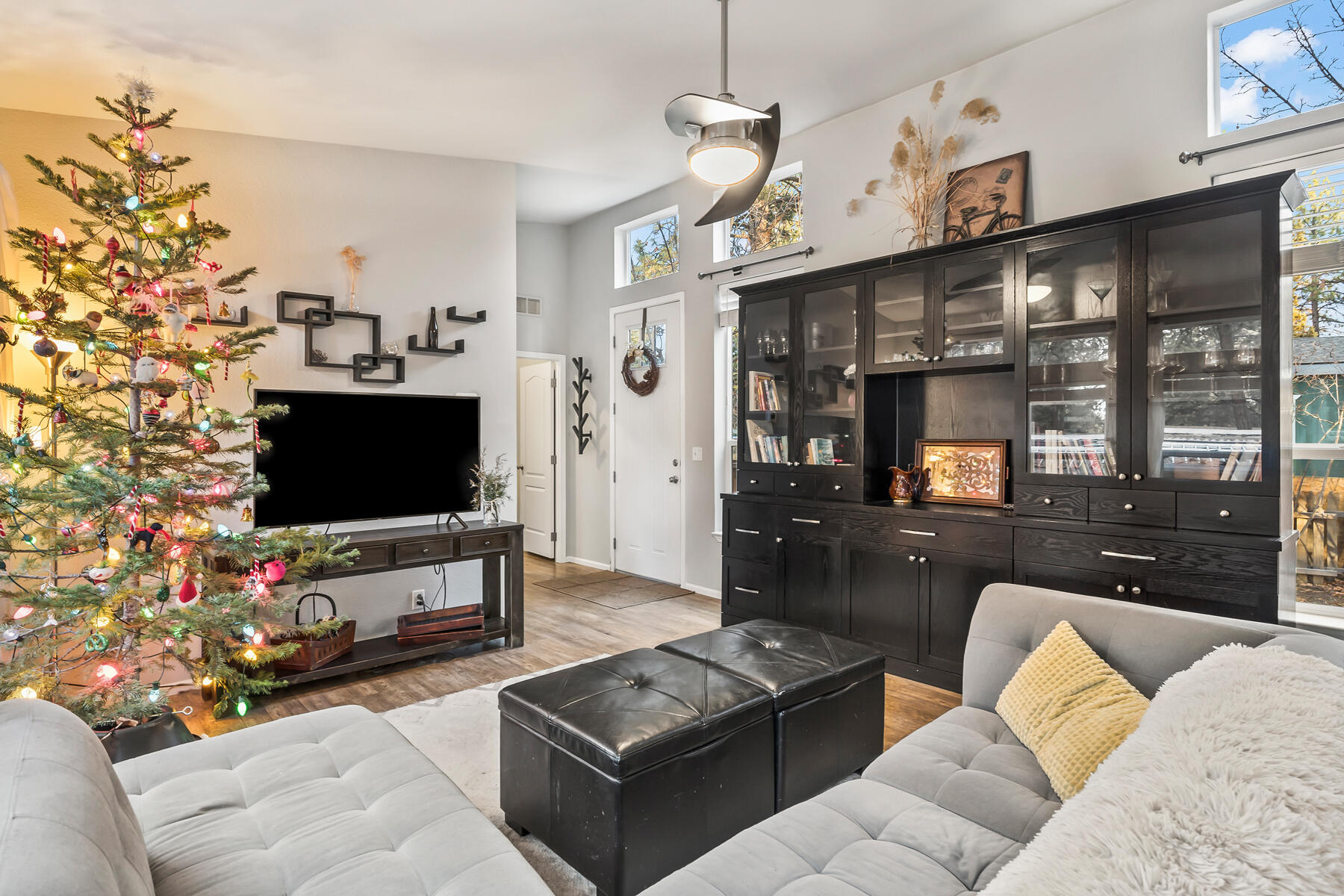 Romaine Village - Residential