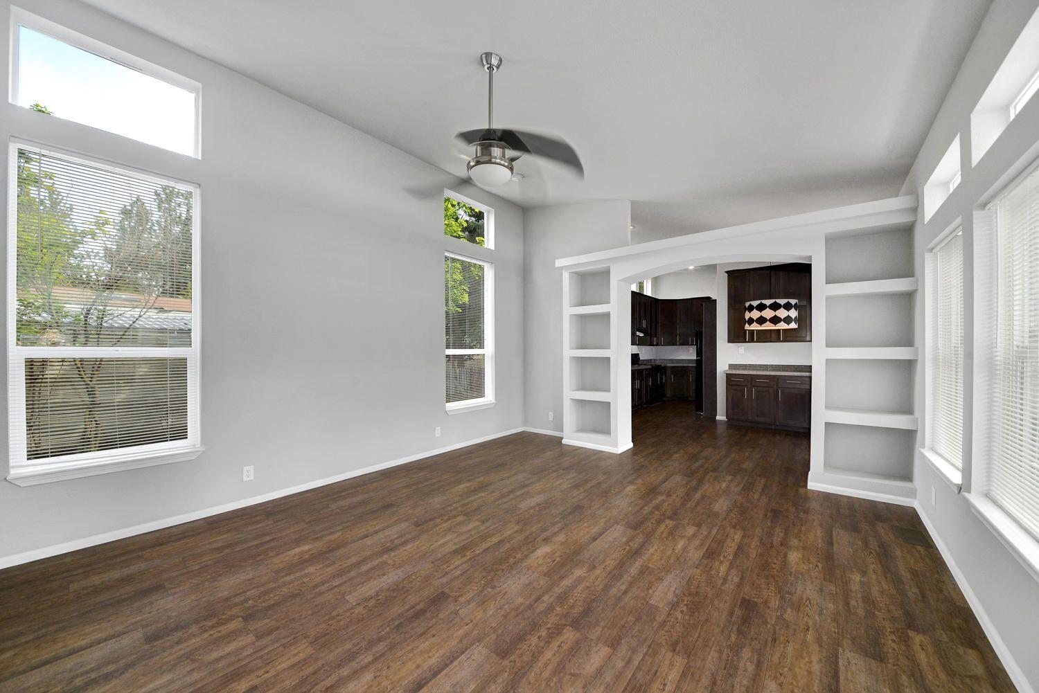 Romaine Village - Residential