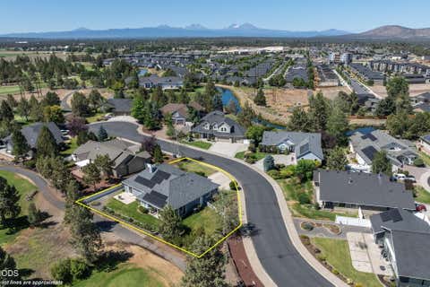 Tiny photo for 4318 SW Tommy Armour Court, Redmond, OR 97756 (MLS # 220226891)