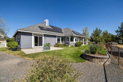 Tiny photo for 4318 SW Tommy Armour Court, Redmond, OR 97756 (MLS # 220226891)