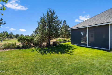 Tiny photo for 4318 SW Tommy Armour Court, Redmond, OR 97756 (MLS # 220226891)