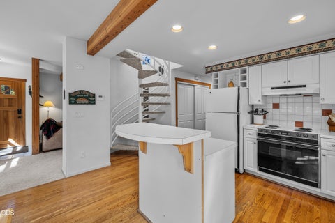 Tiny photo for 18151 Timber Lane, Sunriver, OR 97707 (MLS # 220229904)