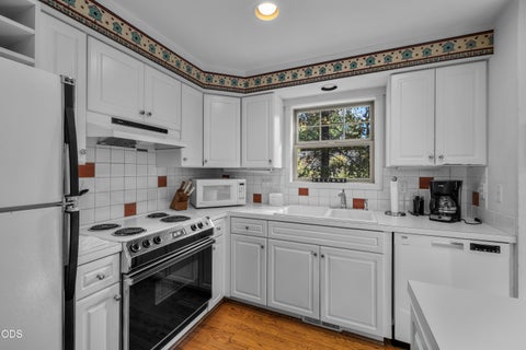 Tiny photo for 18151 Timber Lane, Sunriver, OR 97707 (MLS # 220229904)