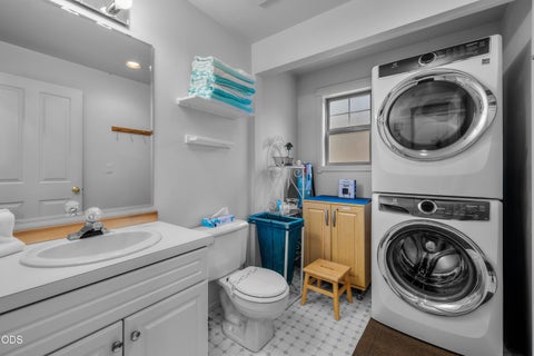 Tiny photo for 18151 Timber Lane, Sunriver, OR 97707 (MLS # 220229904)
