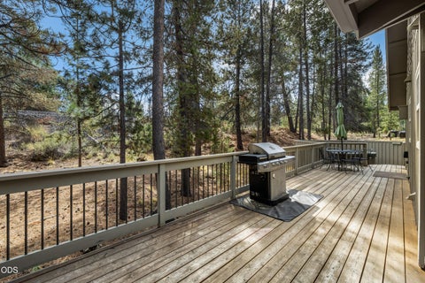 Tiny photo for 18151 Timber Lane, Sunriver, OR 97707 (MLS # 220229904)
