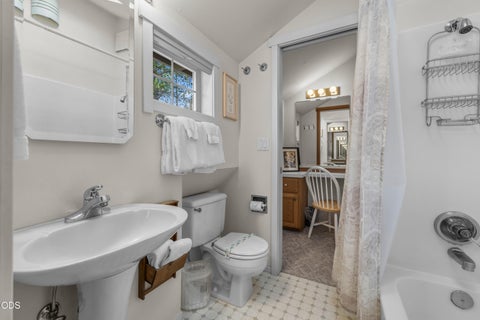 Tiny photo for 18151 Timber Lane, Sunriver, OR 97707 (MLS # 220229904)