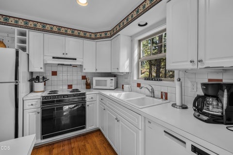 Tiny photo for 18151 Timber Lane, Sunriver, OR 97707 (MLS # 220229904)
