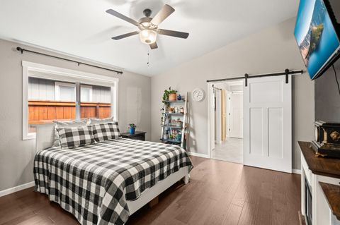 Tiny photo for 2035 SW Truman Way, Grants Pass, OR 97526 (MLS # 220216744)