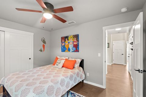 Tiny photo for 2035 SW Truman Way, Grants Pass, OR 97526 (MLS # 220216744)