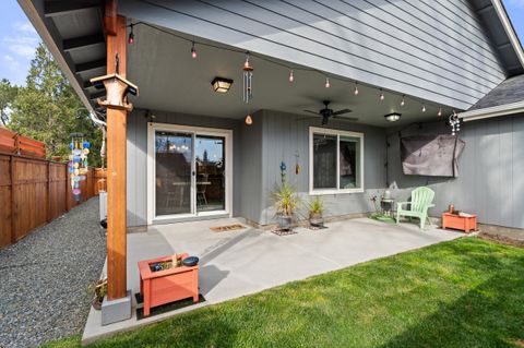 Tiny photo for 2035 SW Truman Way, Grants Pass, OR 97526 (MLS # 220216744)