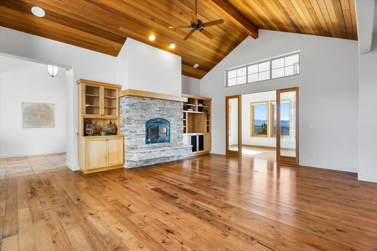 Eagle Crest - Residential