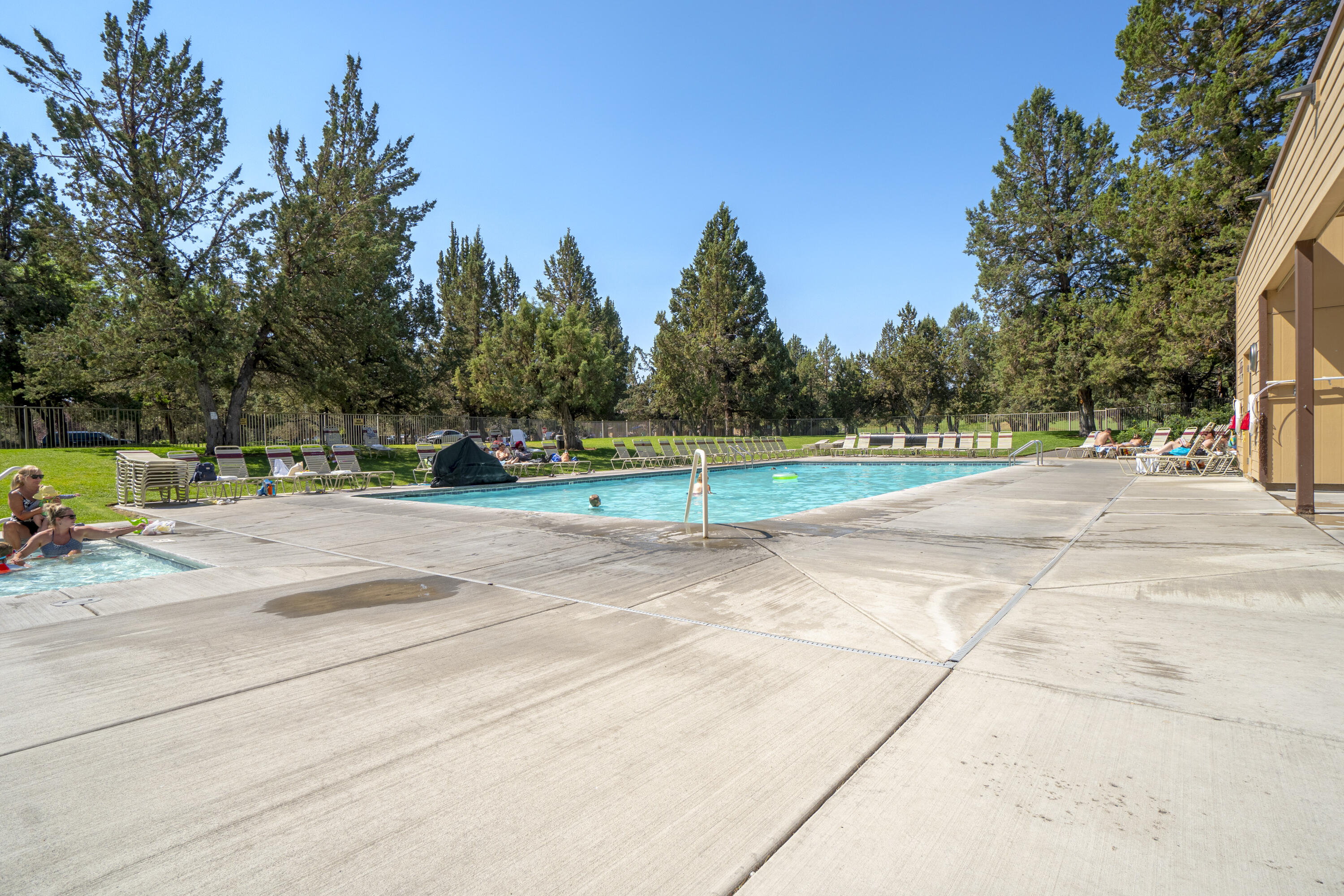 Eagle Crest - Residential