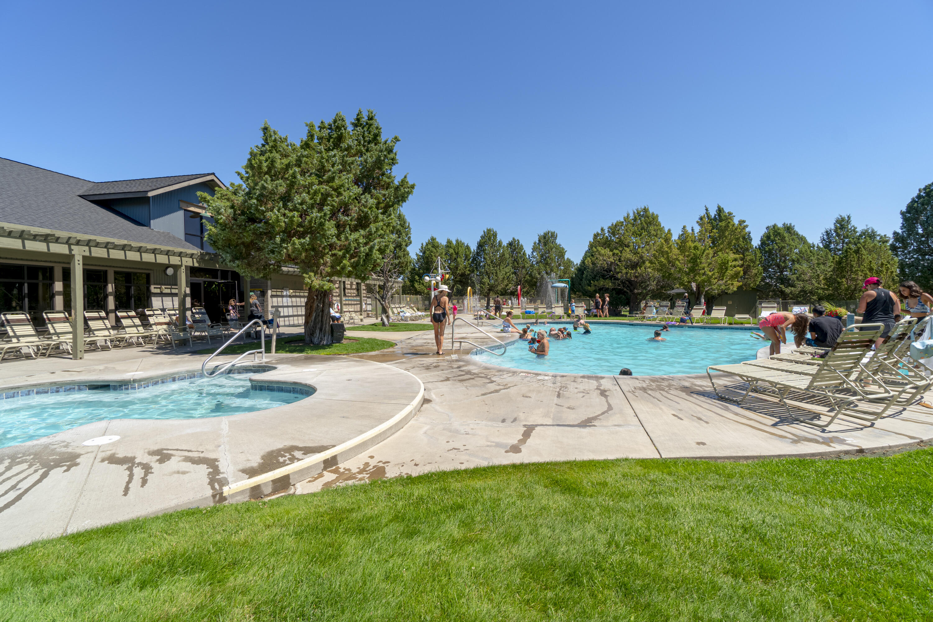 Eagle Crest - Residential