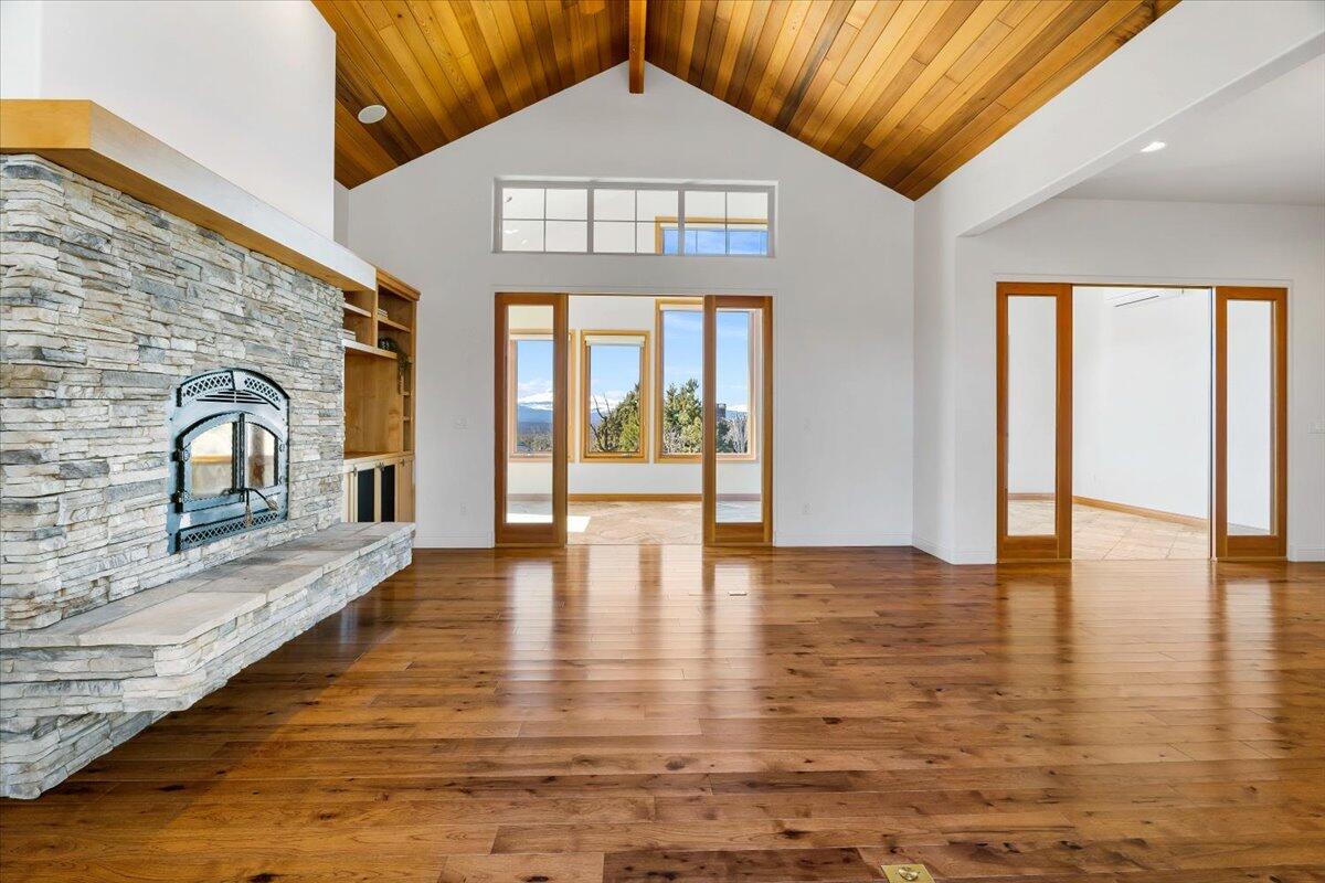 Eagle Crest - Residential