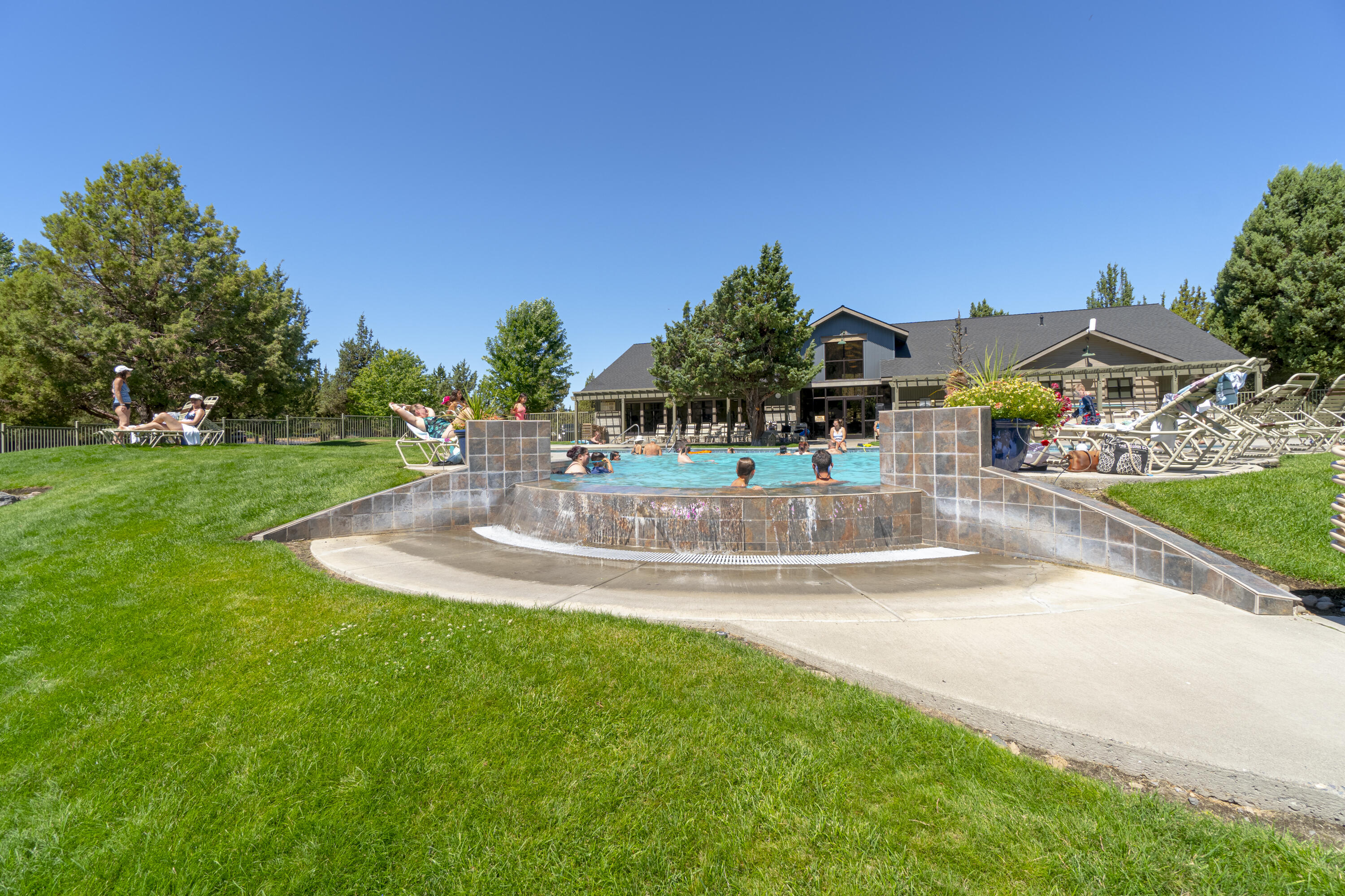 Eagle Crest - Residential