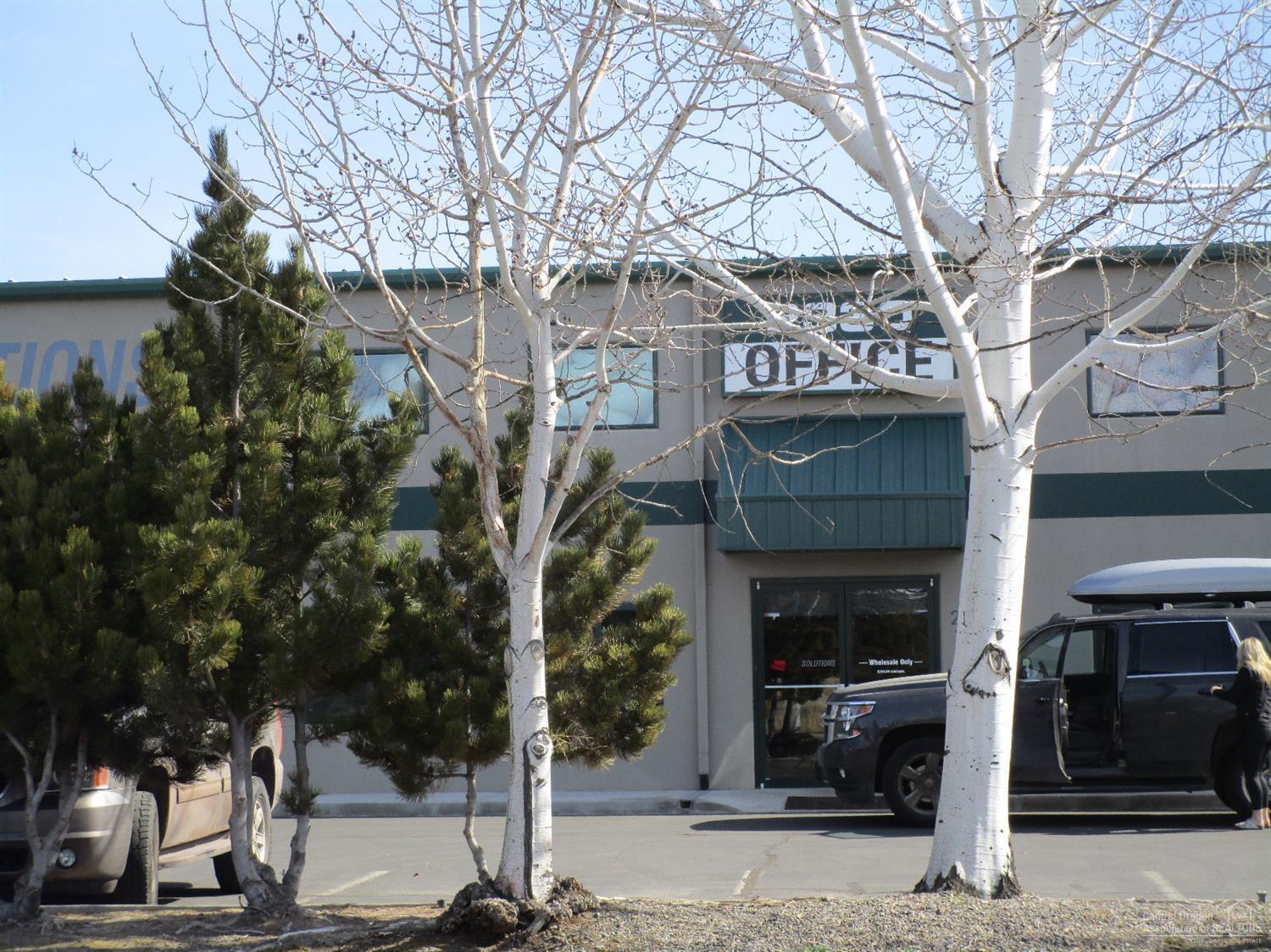 Airport Business Cen - Commercial Sale