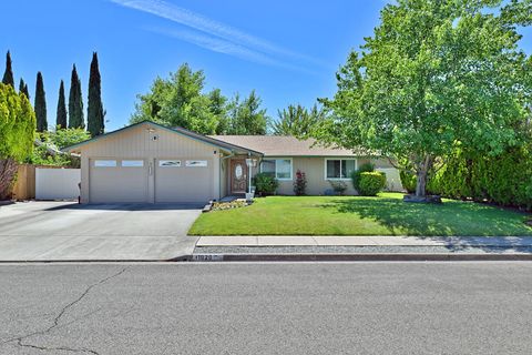 1020 Temple Drive Central Point OR 97502