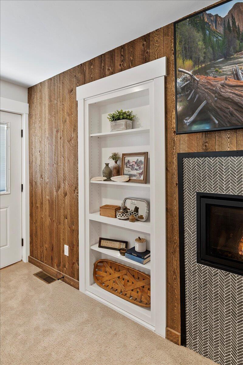 Tetherow Crossing - Residential