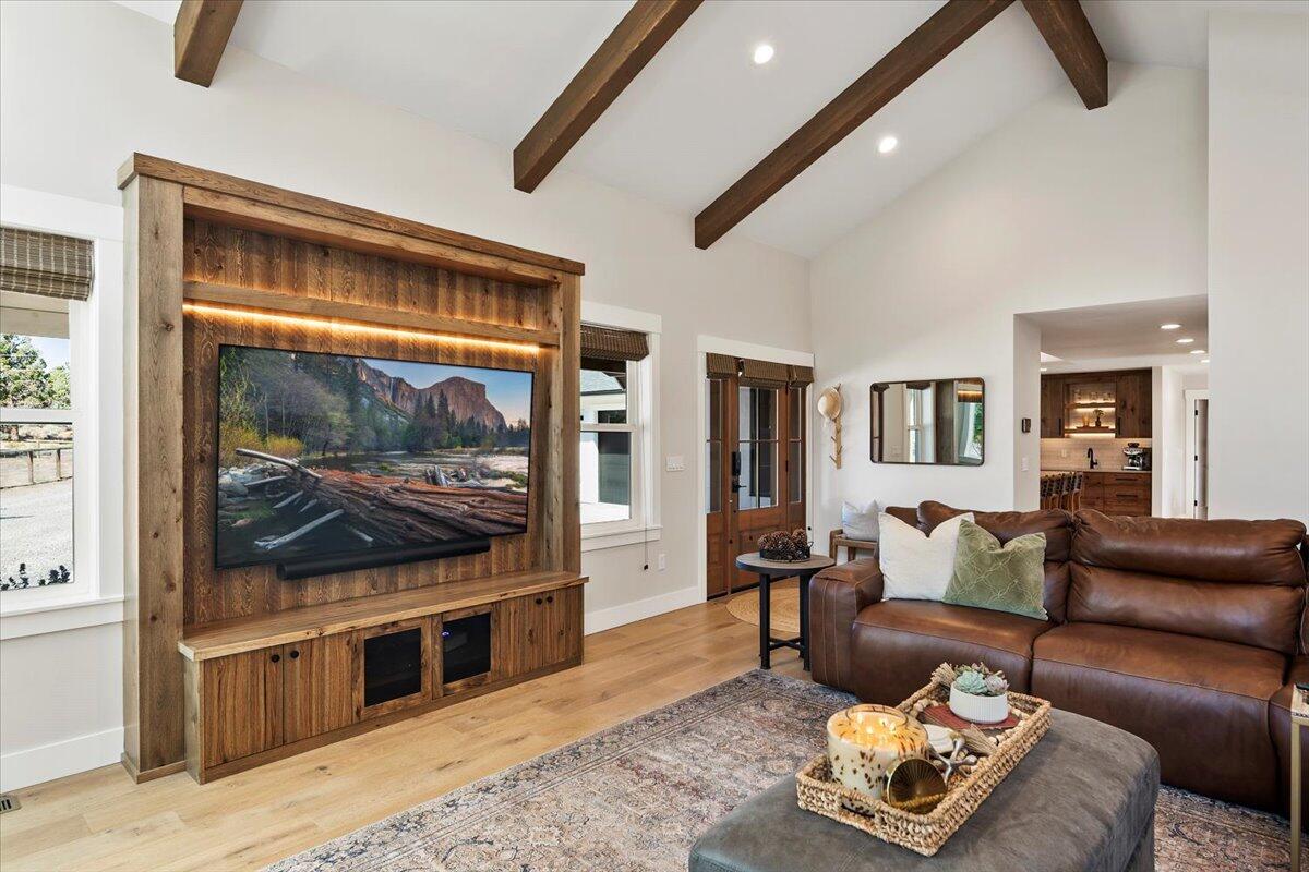 Tetherow Crossing - Residential