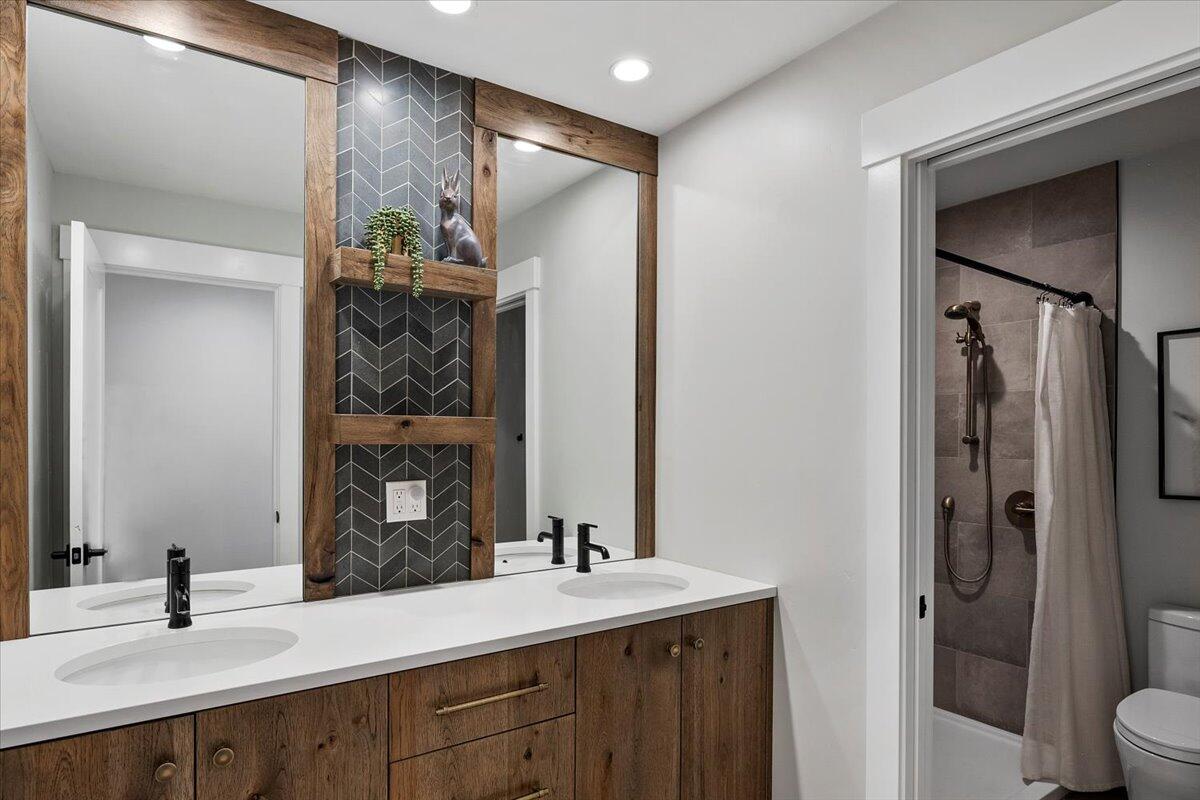 Tetherow Crossing - Residential